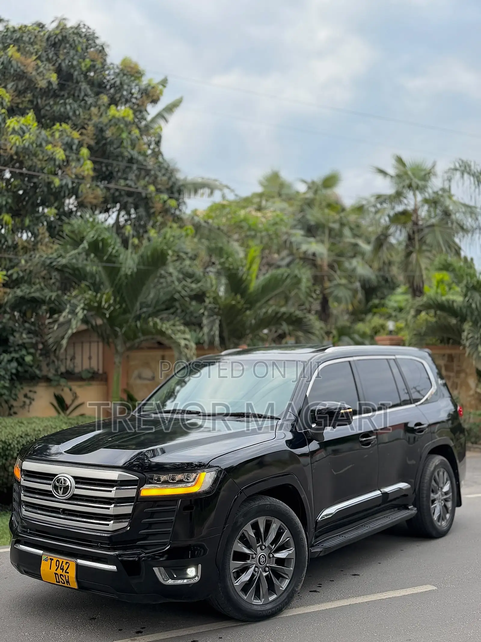 Toyota Land Cruiser 2016 Black