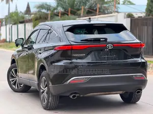 Toyota Harrier 2020 Black