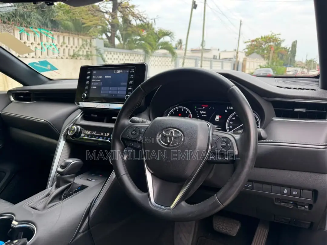 Toyota Harrier 2020 Black