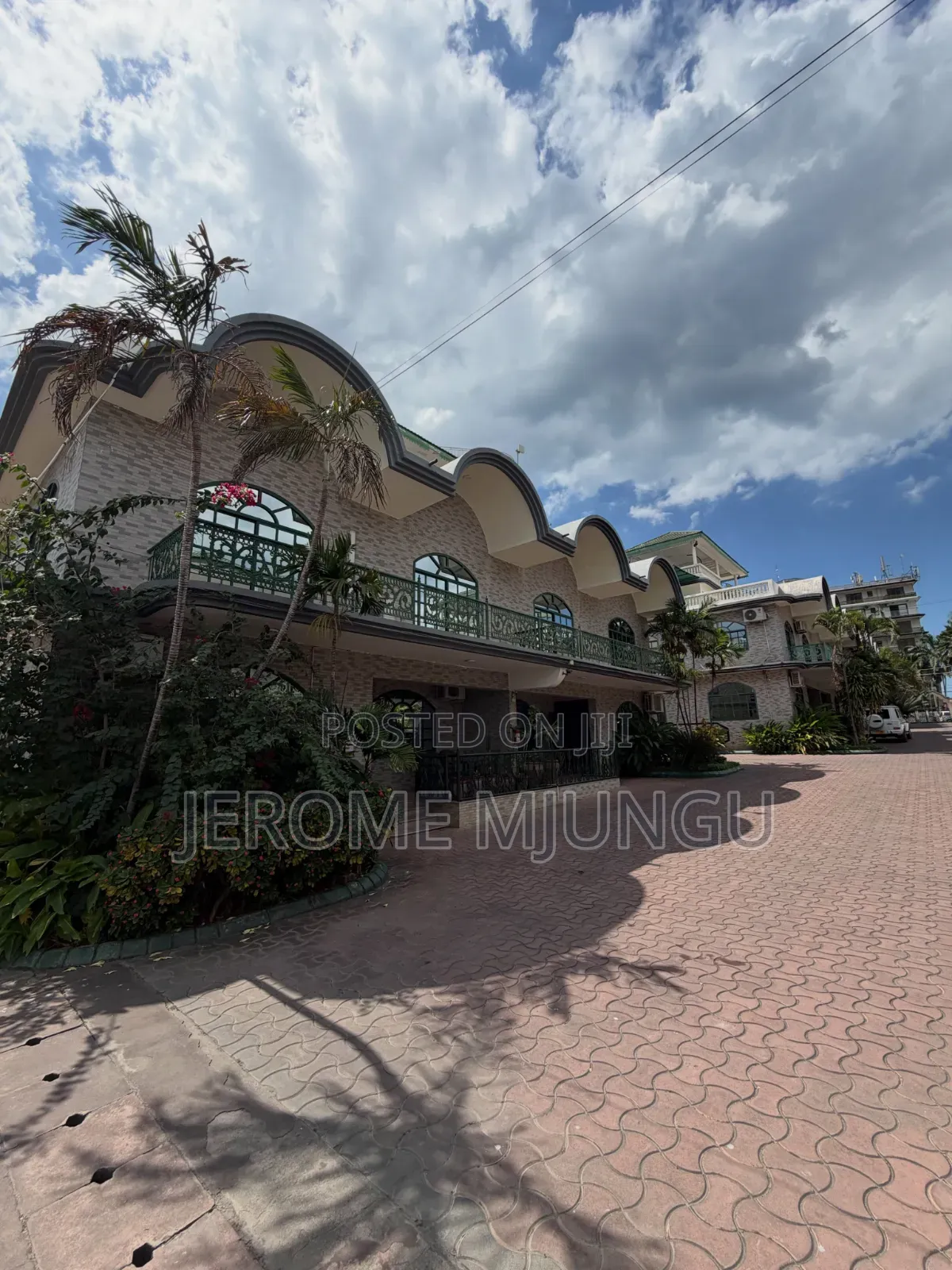 Furnished 3bdrm Villa in Masaki for rent