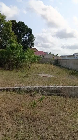 Nauza Eneo Lenye Ukubwa Wa Square Mita