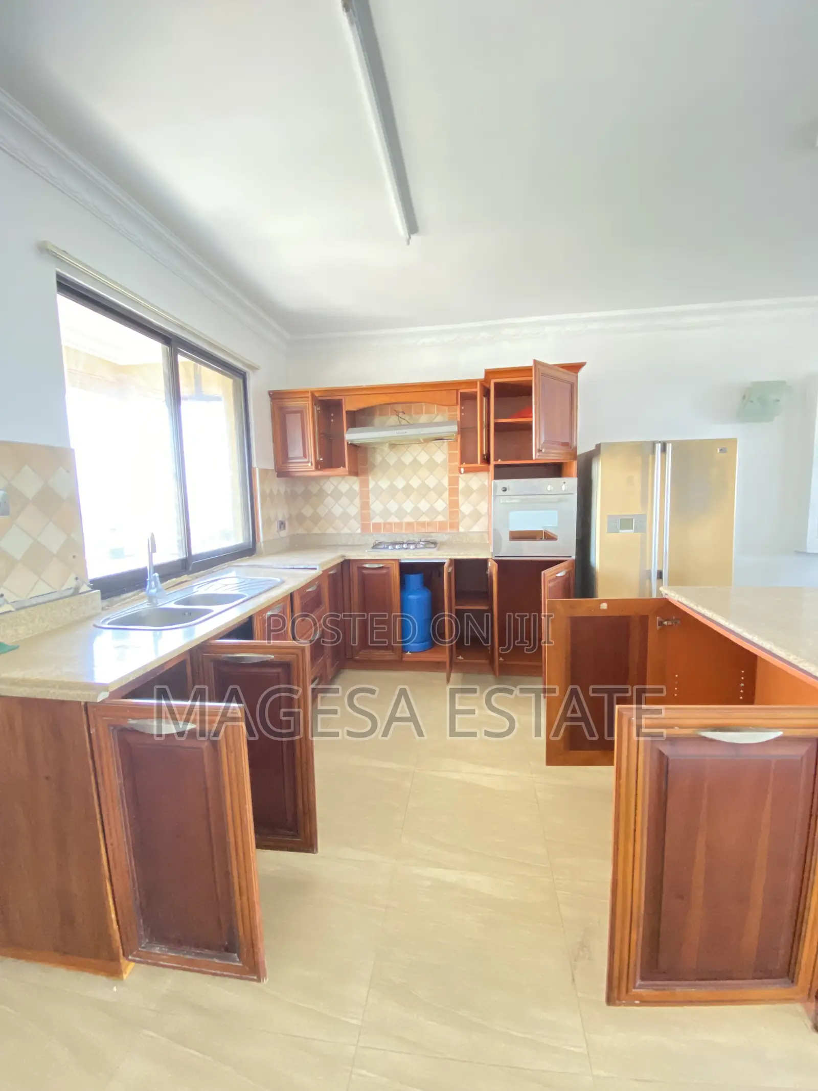 Furnished 3bdrm Apartment in Upanga East for rent