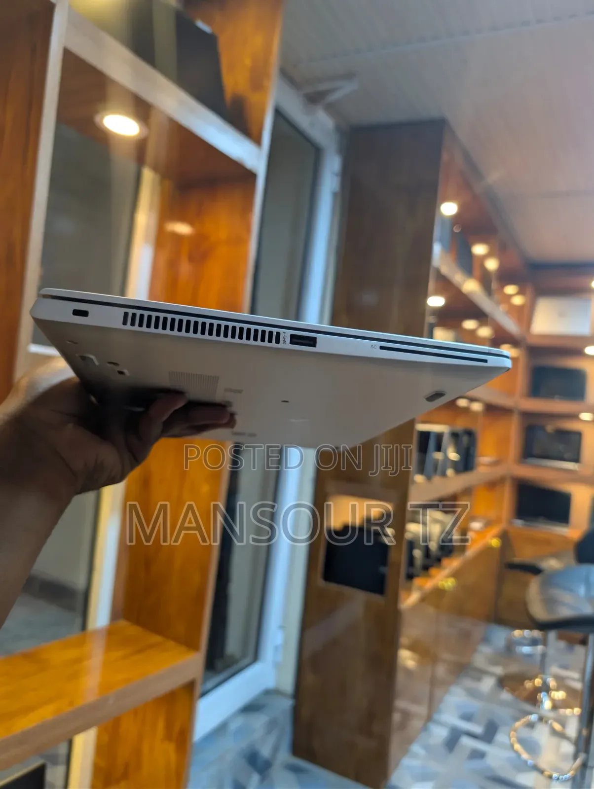New Laptop HP EliteBook 830 G5 8GB Intel Core i5 SSD 256GB