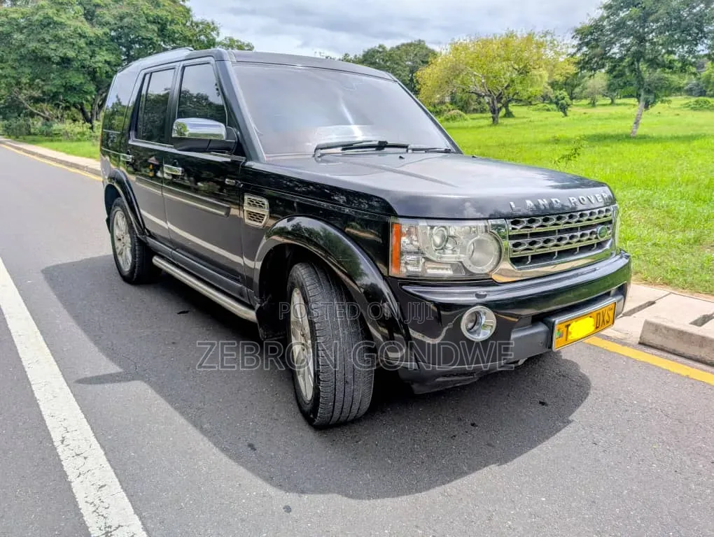 Land Rover Discovery 2010 Black