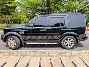 Land Rover Discovery 2010 Black