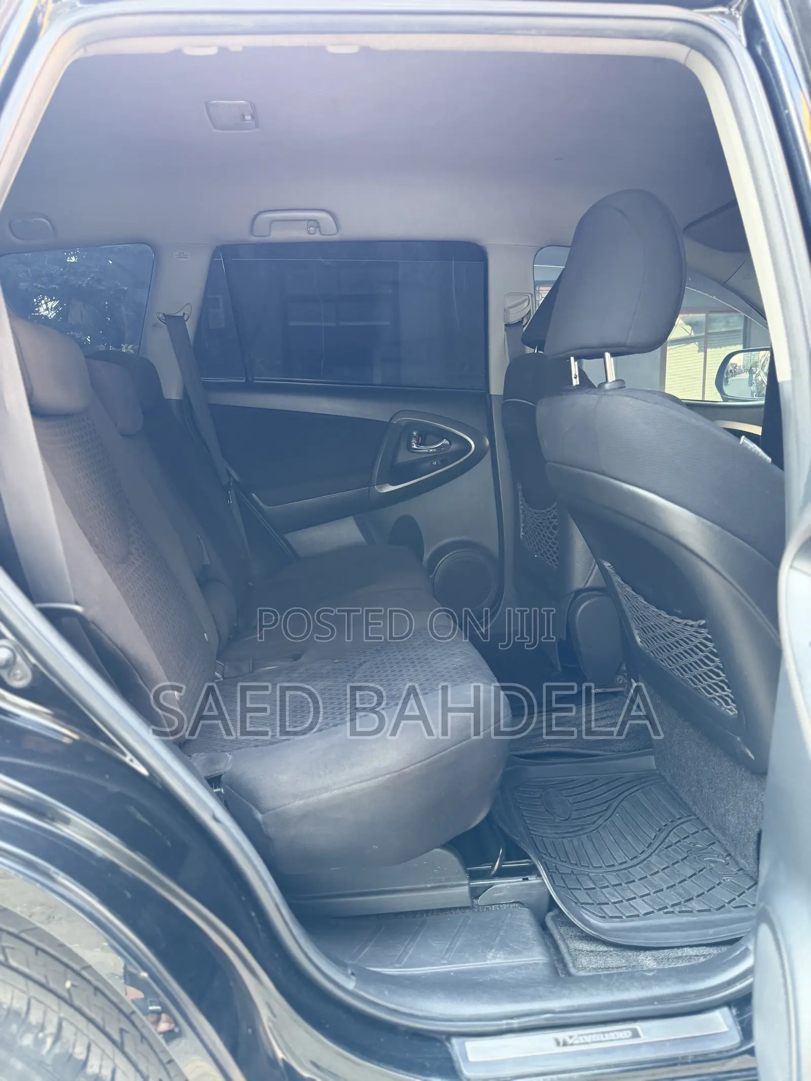 Toyota Vanguard 2010 Black