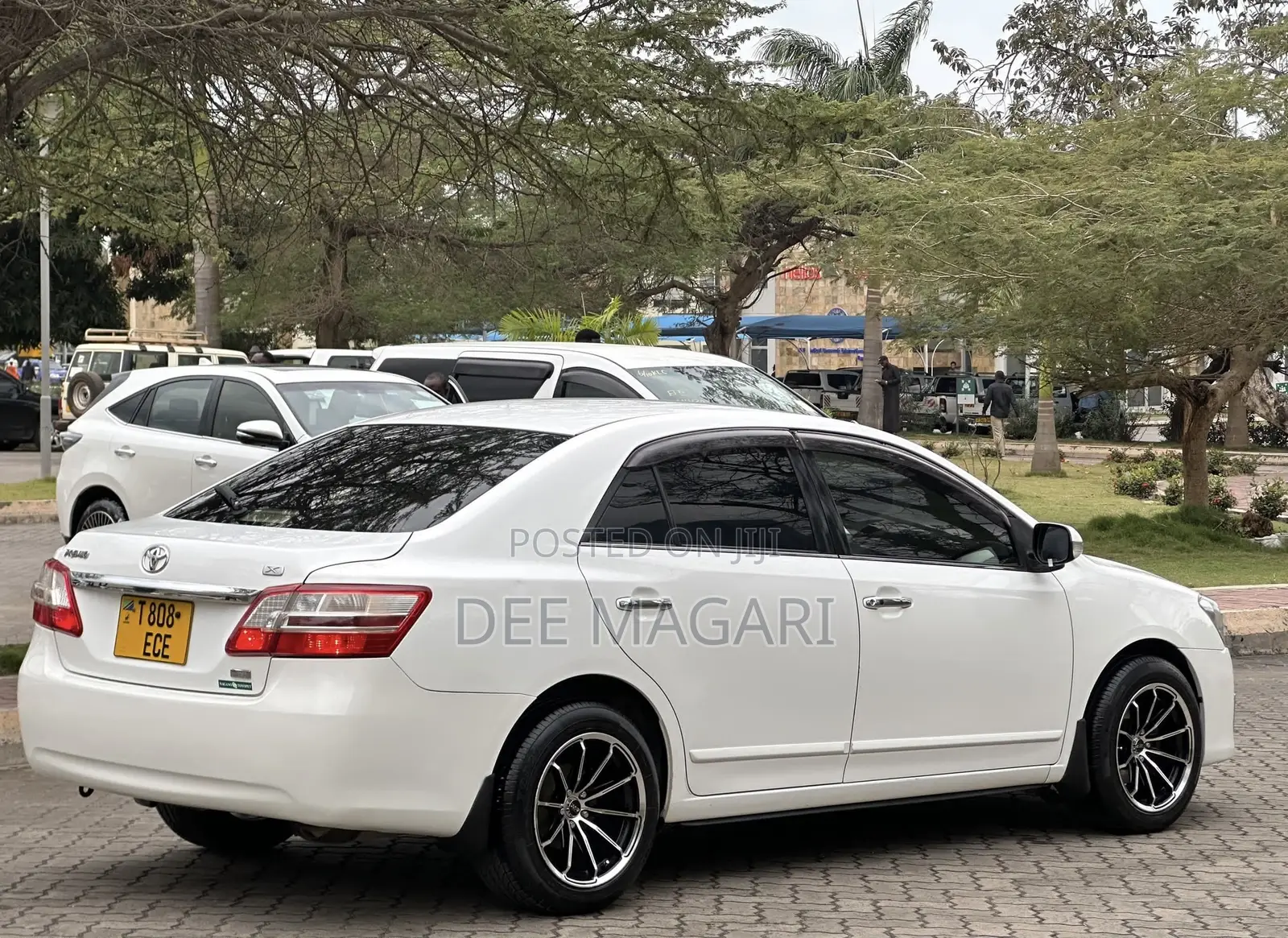 Toyota Premio 2012 White