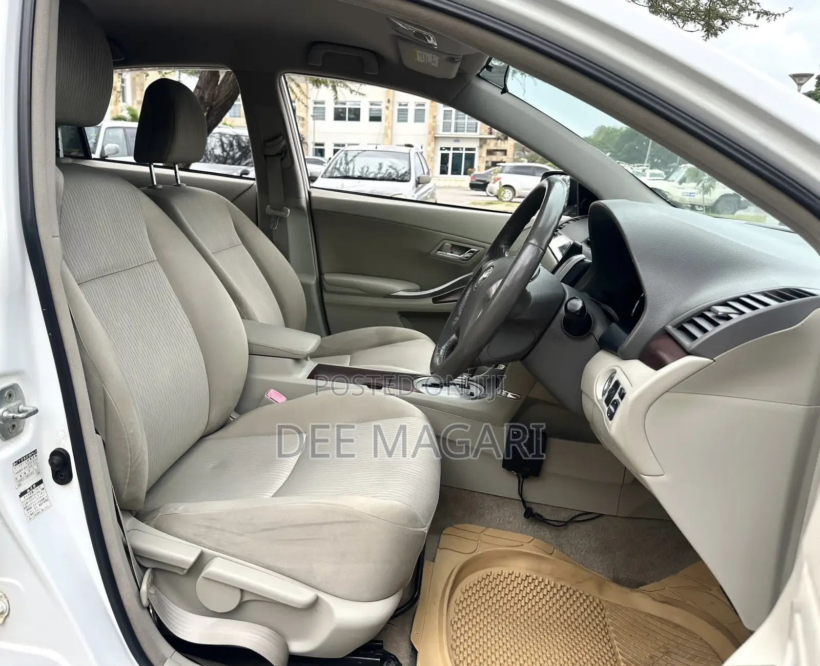 Toyota Premio 2012 White