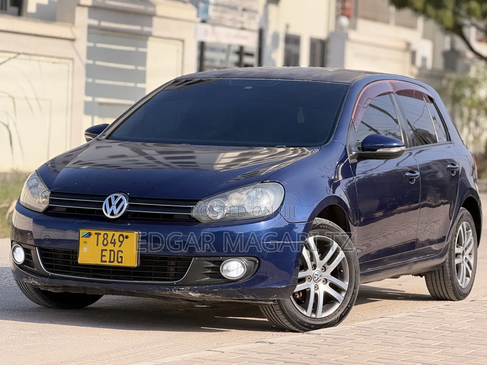 Volkswagen Golf 2010 Blue