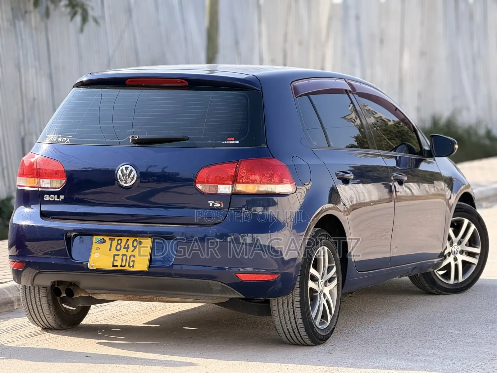 Volkswagen Golf 2010 Blue