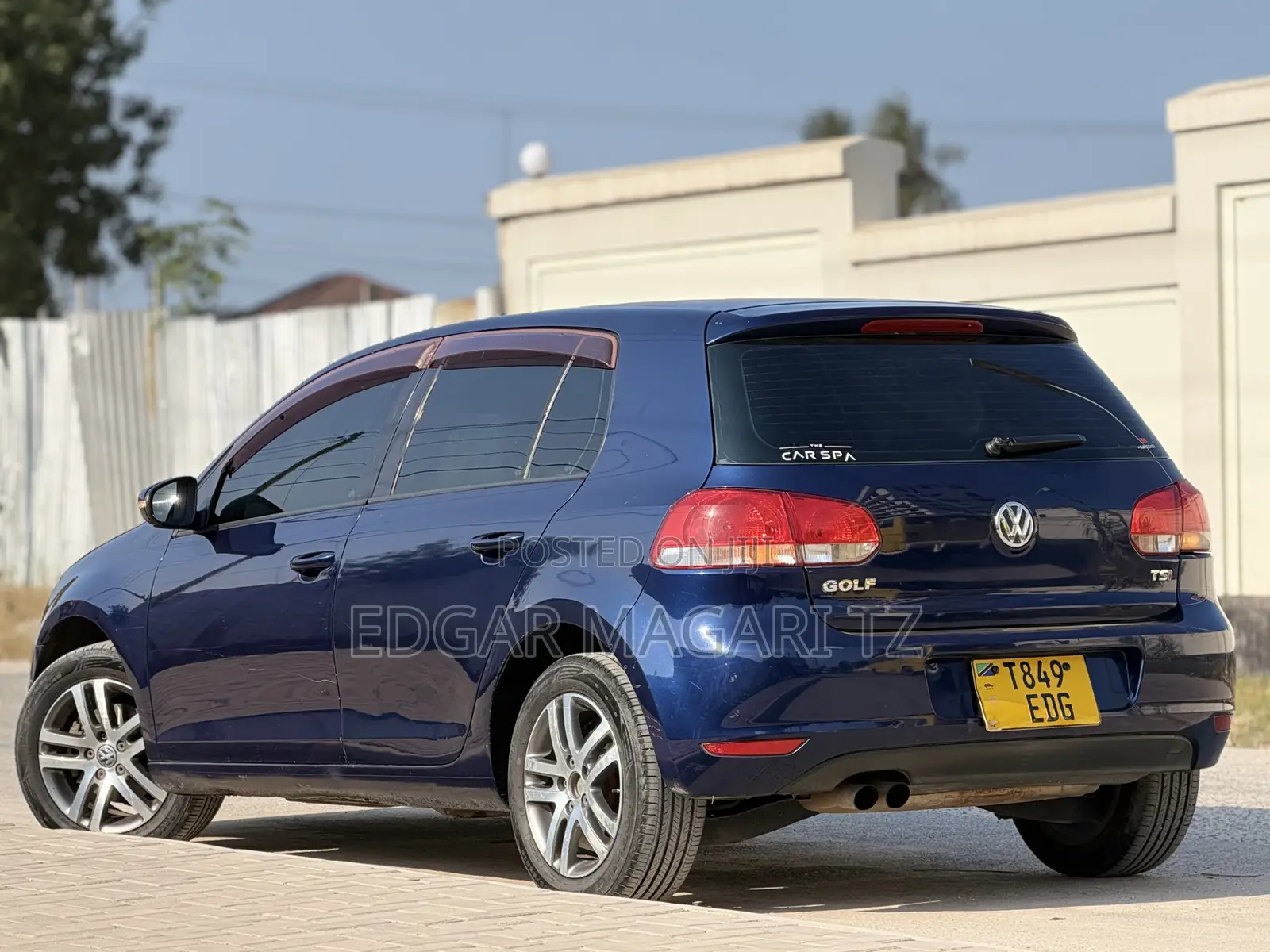 Volkswagen Golf 2010 Blue