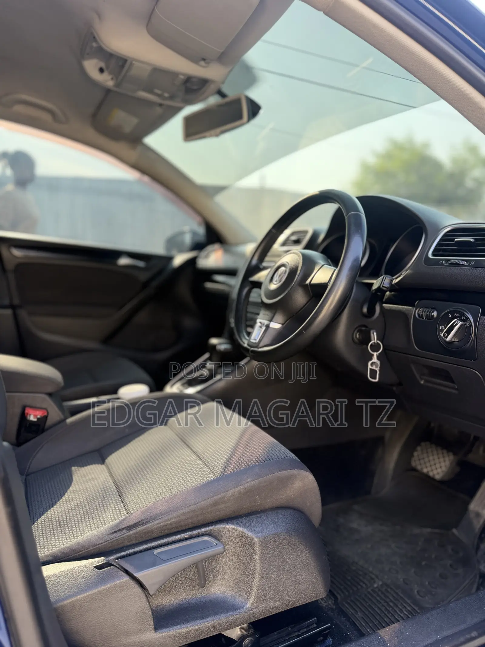 Volkswagen Golf 2010 Blue