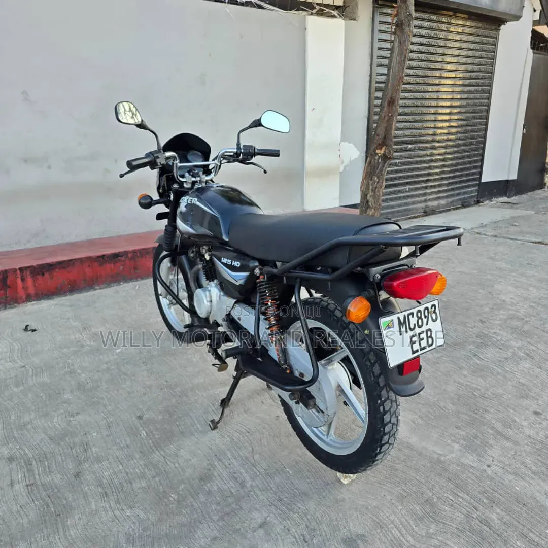 TVS HLX 125 2022 Black