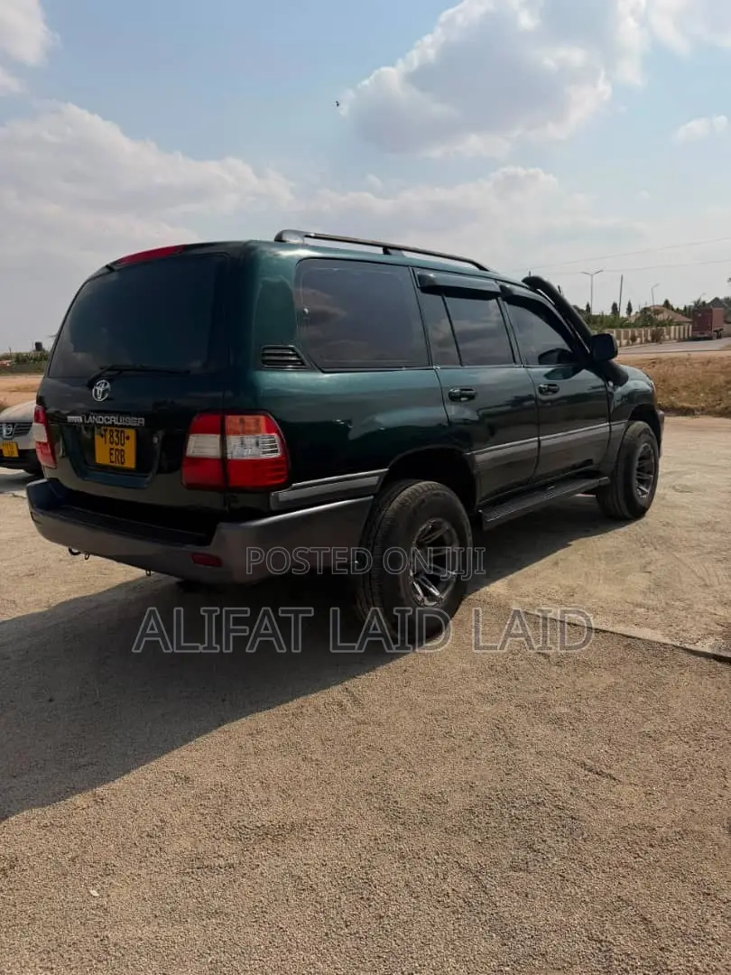 Toyota Land Cruiser 2006 Black