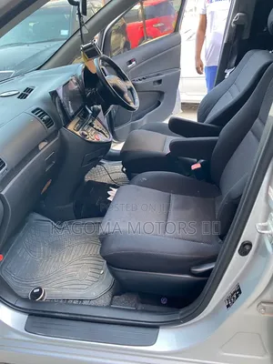 Toyota Wish 2003 Silver