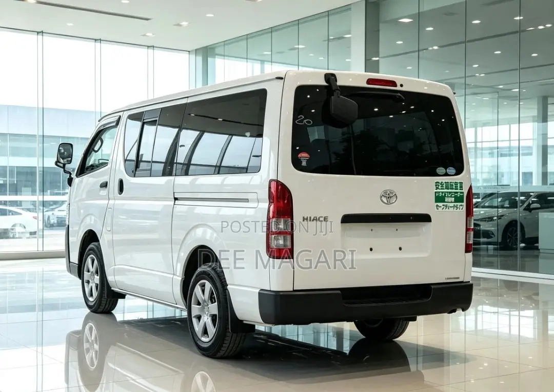 Toyota Quantum 2012 White