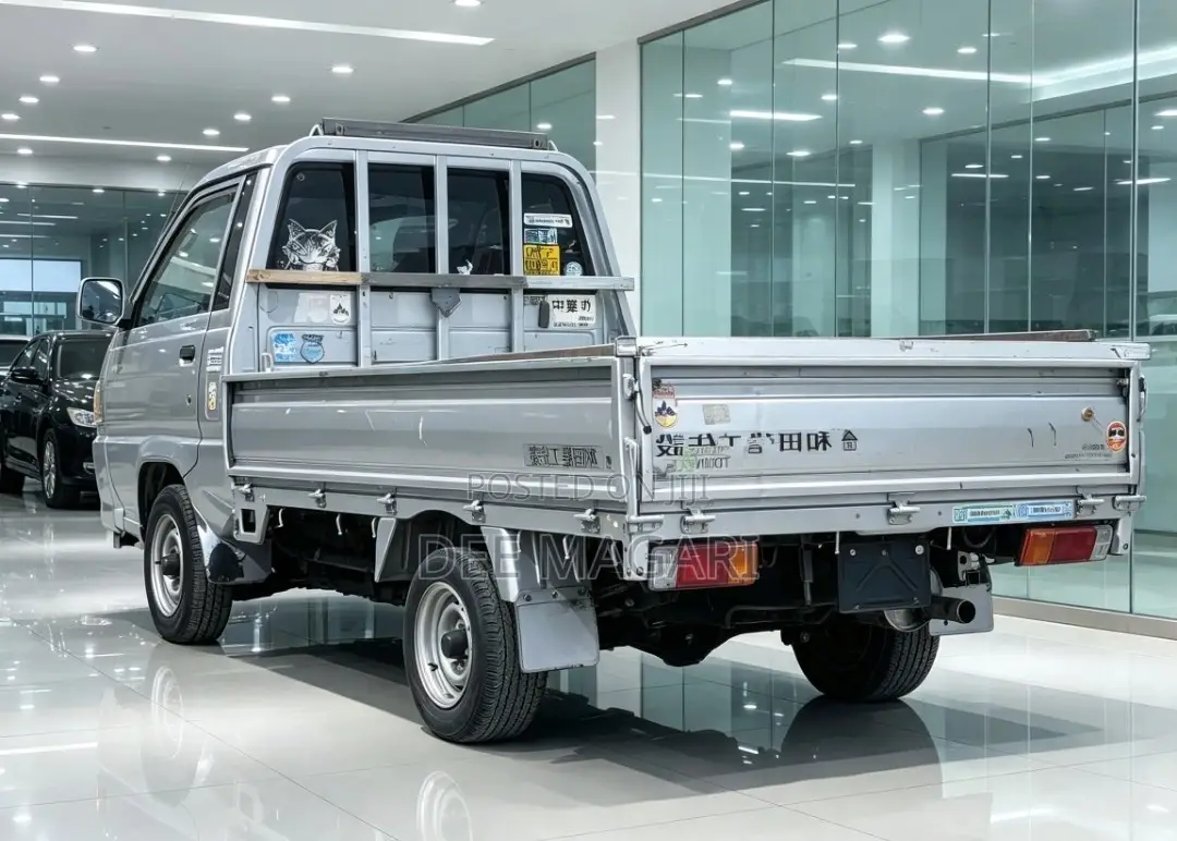 Toyota Town Hiace