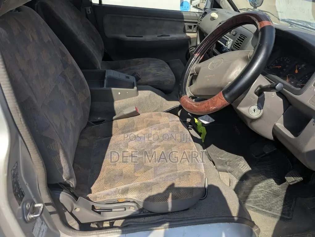 Toyota Town Hiace