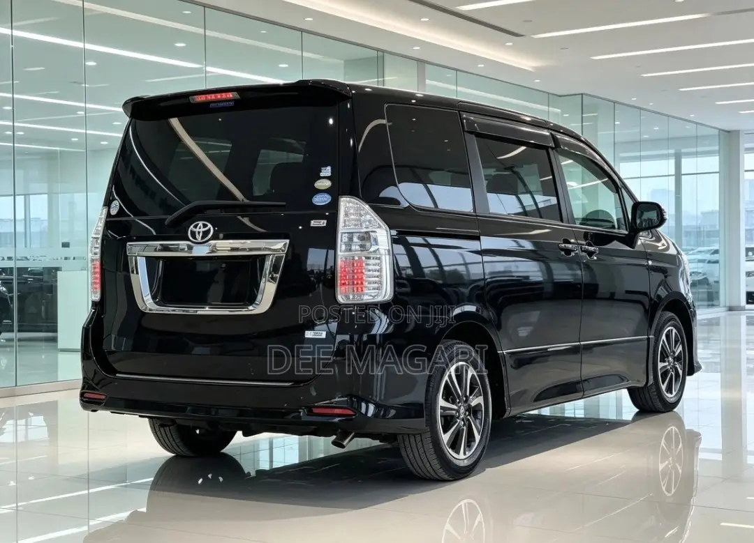 Toyota Noah 2007 Black