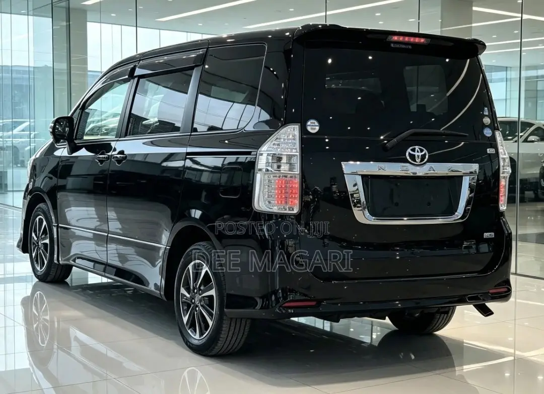 Toyota Noah 2007 Black