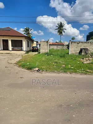 8bdrm Penthouse in Mangushi, Kipawa for sale