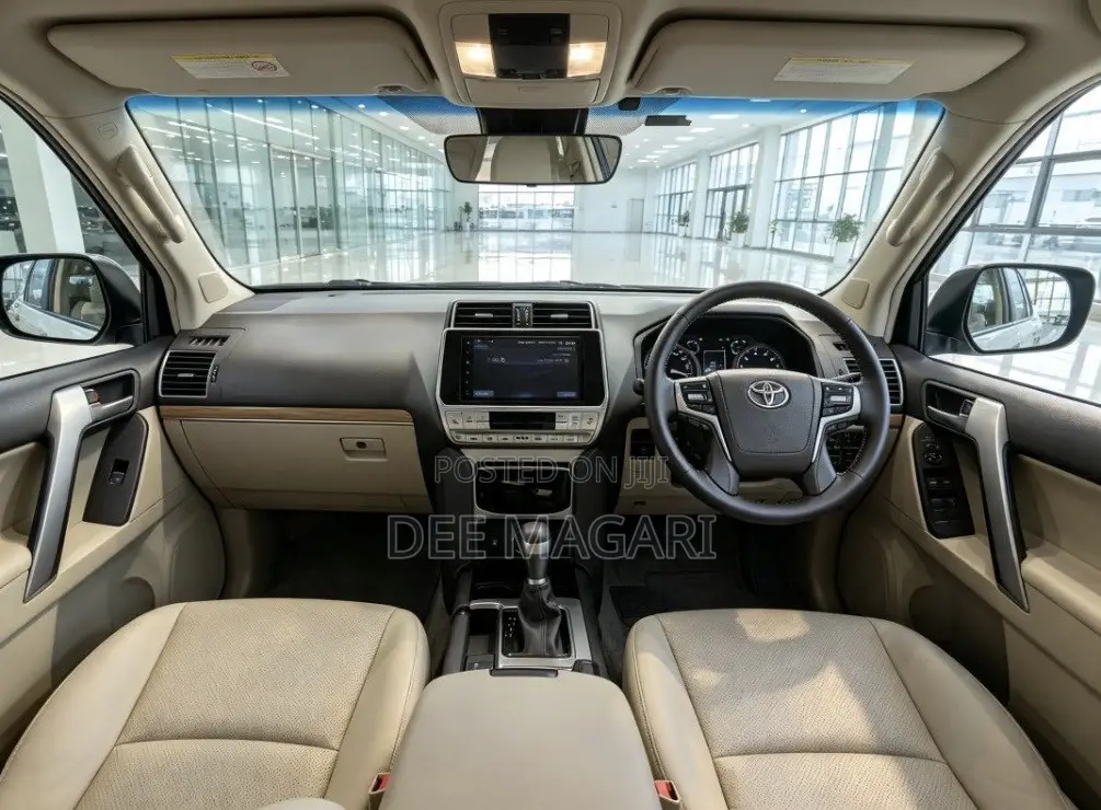 Toyota Land Cruiser Prado 2023 Black