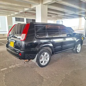 Nissan X-Trail 2004 Black