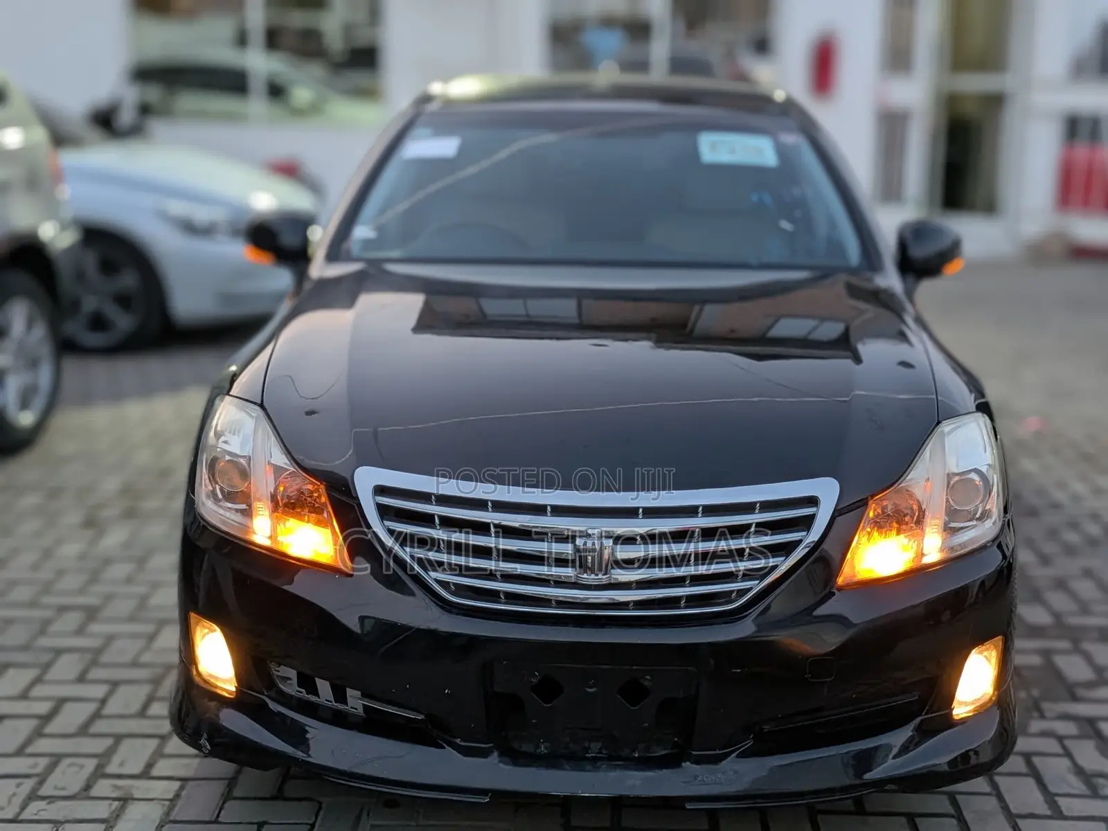 Toyota Crown 2010 Black