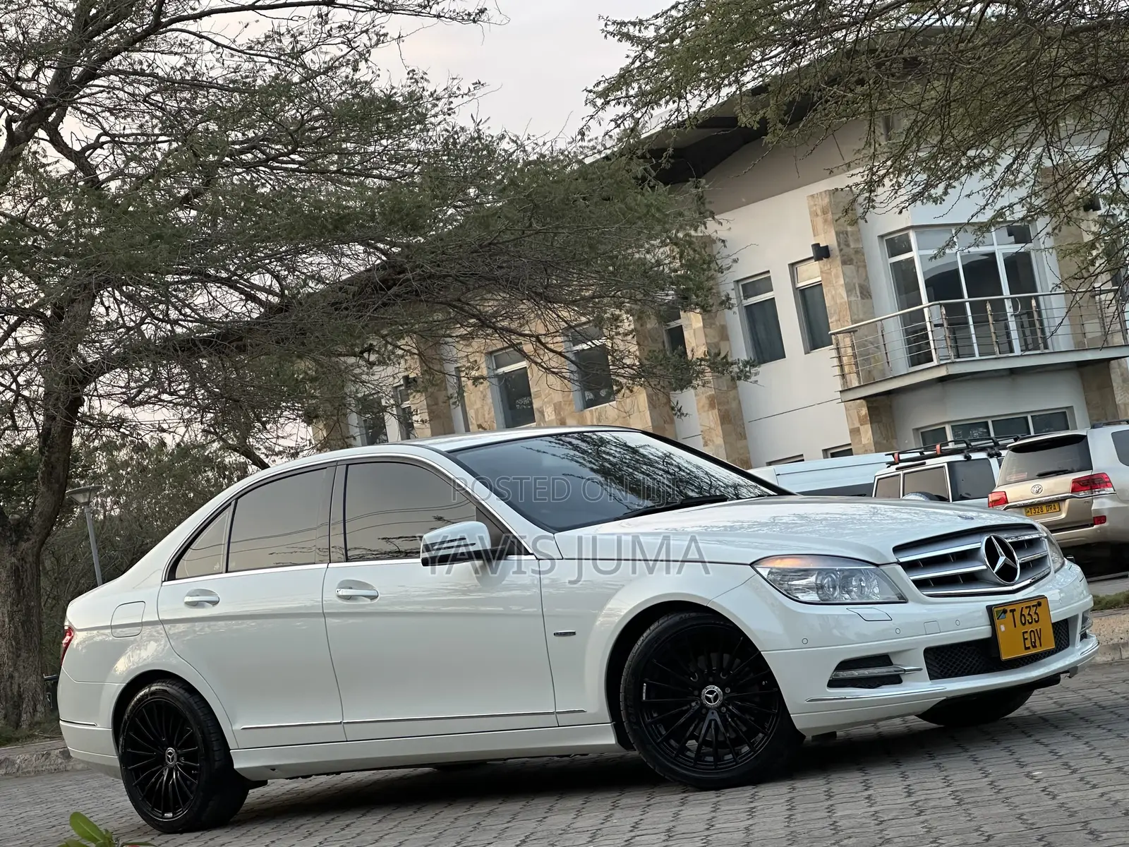 Mercedes-Benz C200 2010 White