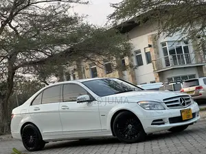 Mercedes-Benz C200 2010 White