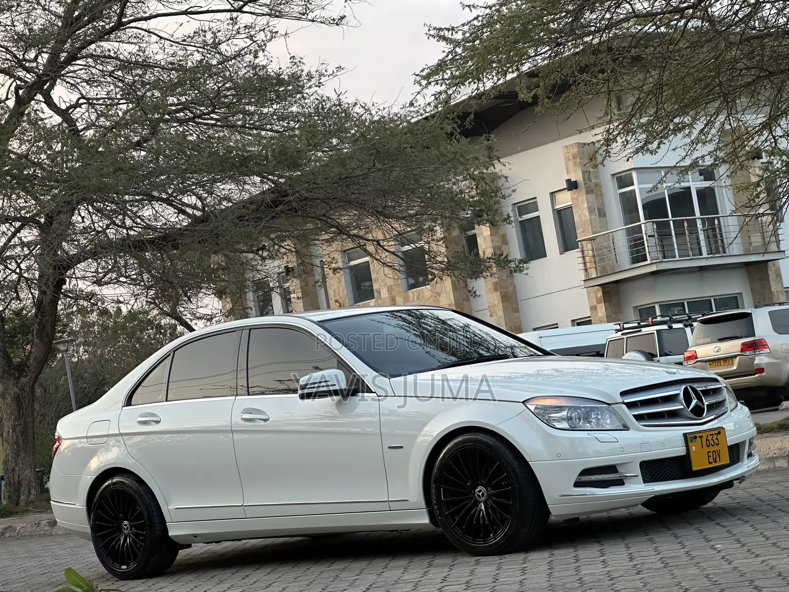 Mercedes-Benz C200 2010 White