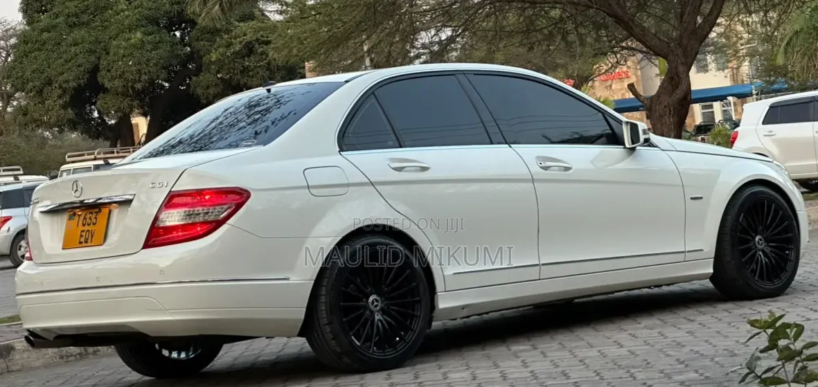 Mercedes-Benz C-Class 2010 White