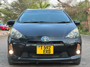 Toyota Aqua 2012 Black