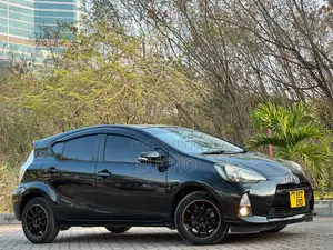 Toyota Aqua 2012 Black
