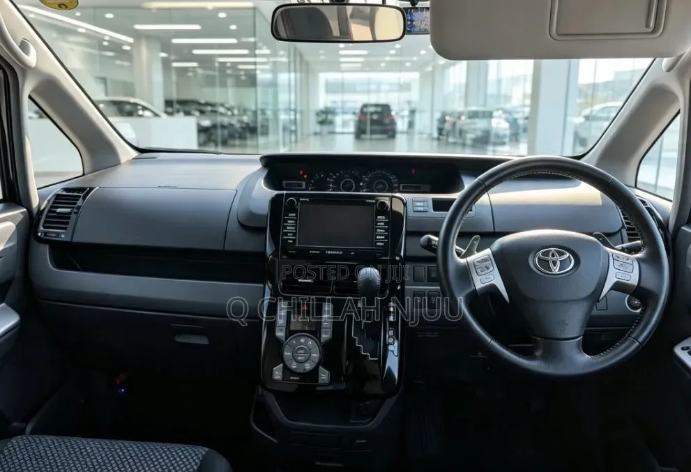 Toyota Noah 2007 Black