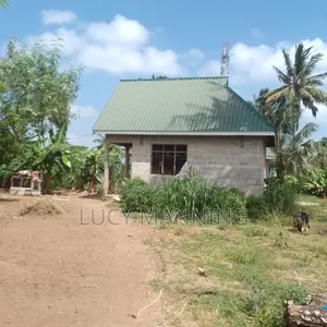 2bdrm Farm House in Vikindu for sale