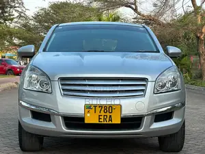 Nissan Dualis 2010 Gold