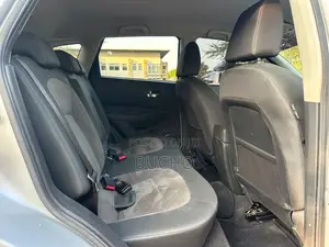 Nissan Dualis 2010 Gold