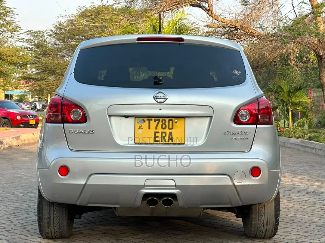 Nissan Dualis 2010 Gold