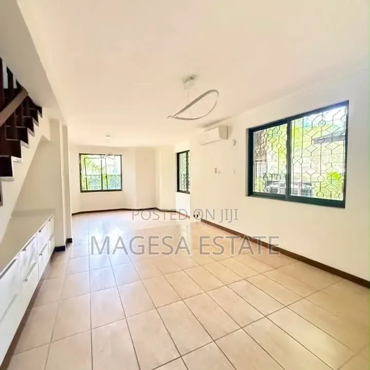 4bdrm Villa in Masaki for rent