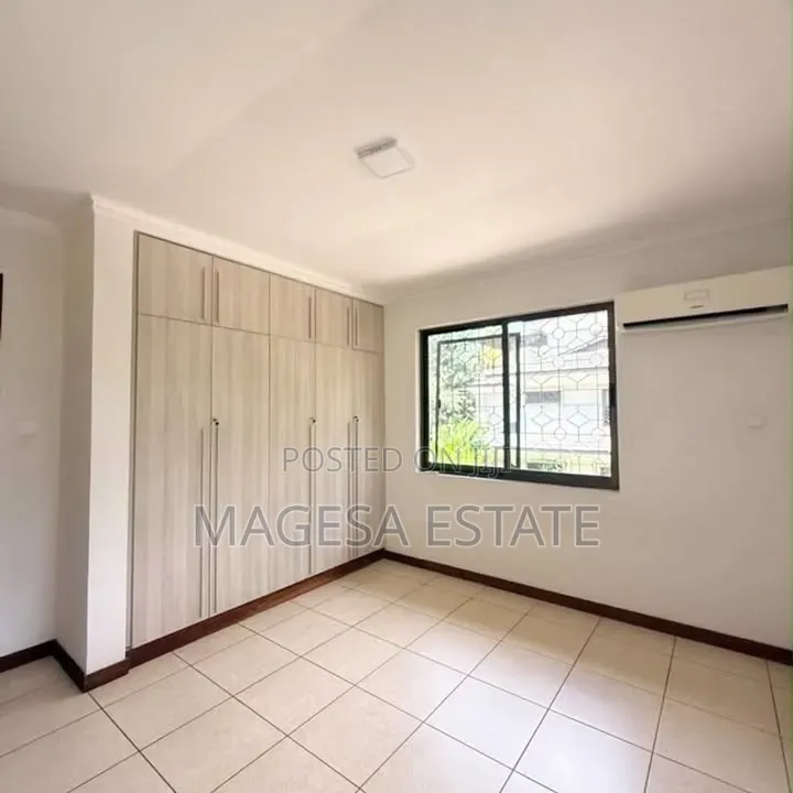 4bdrm Villa in Masaki for rent