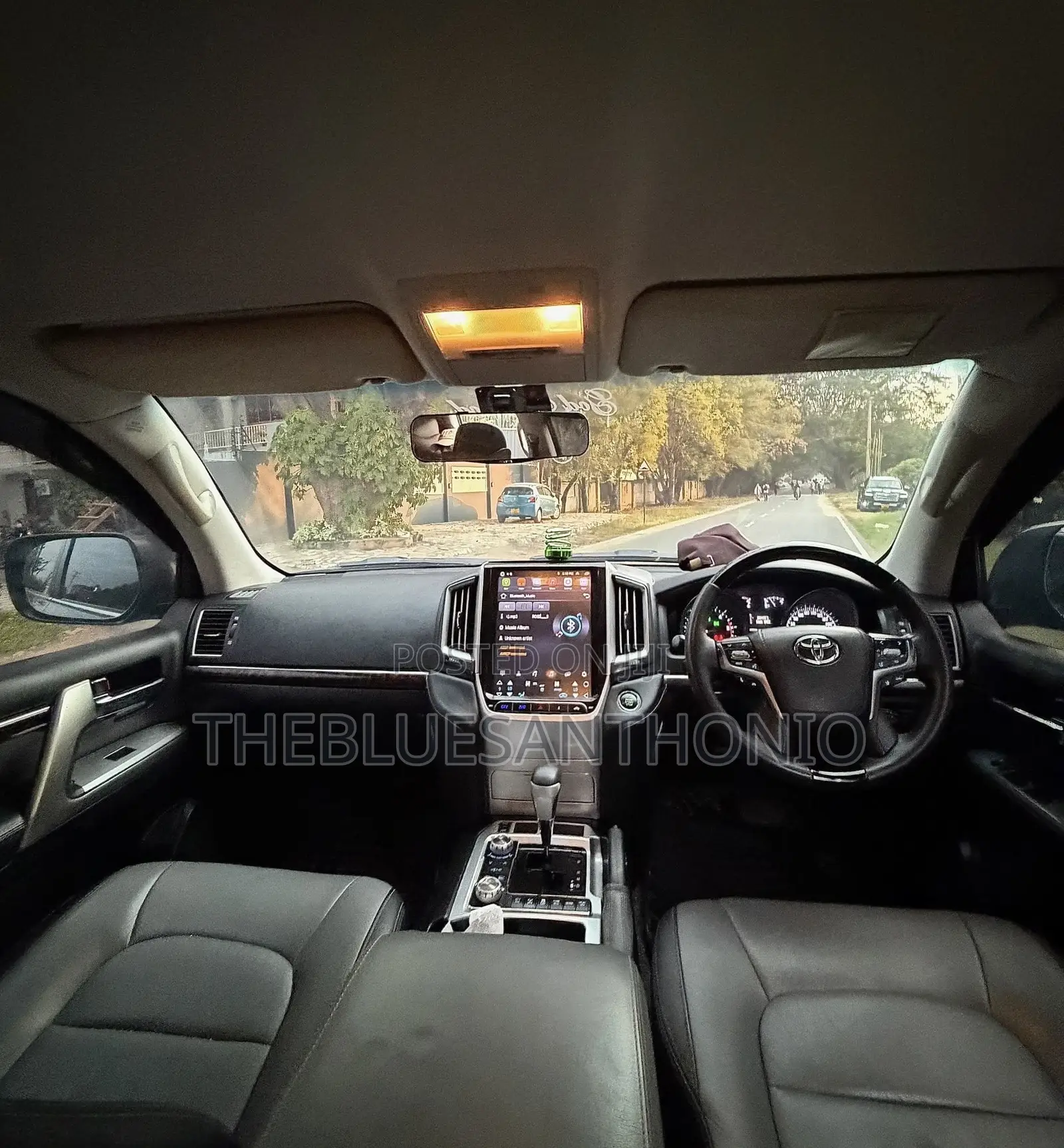 Toyota Land Cruiser 2013 Black