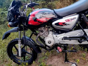 Bajaj Boxer X125 2025 Black