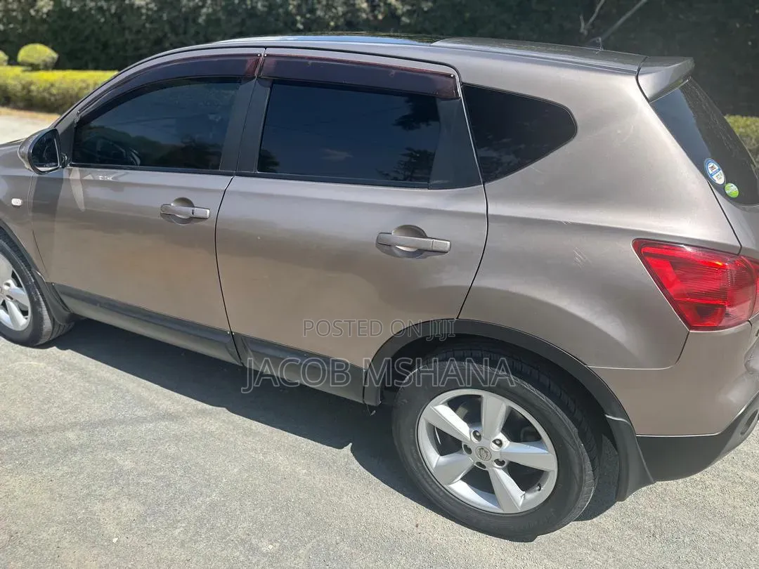 Nissan Dualis 2008 Gray