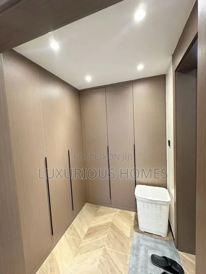 Furnished 2bdrm Apartment in Oyster Bay for rent