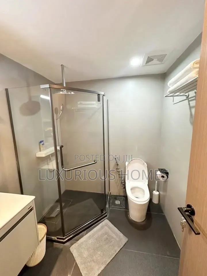 Furnished 2bdrm Apartment in Oyster Bay for rent