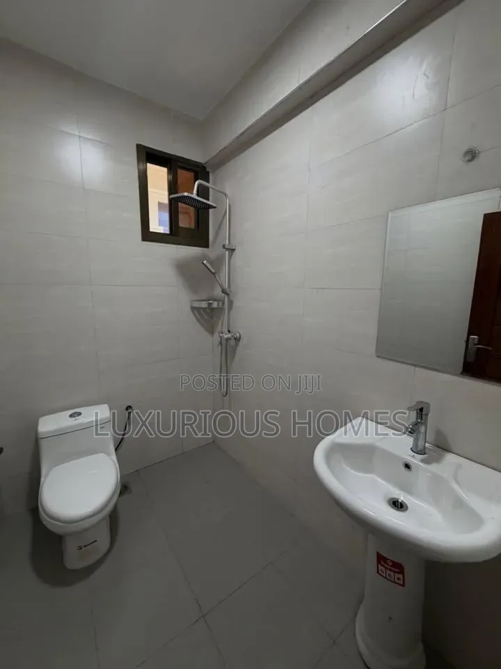 3bdrm House in Masaki for rent