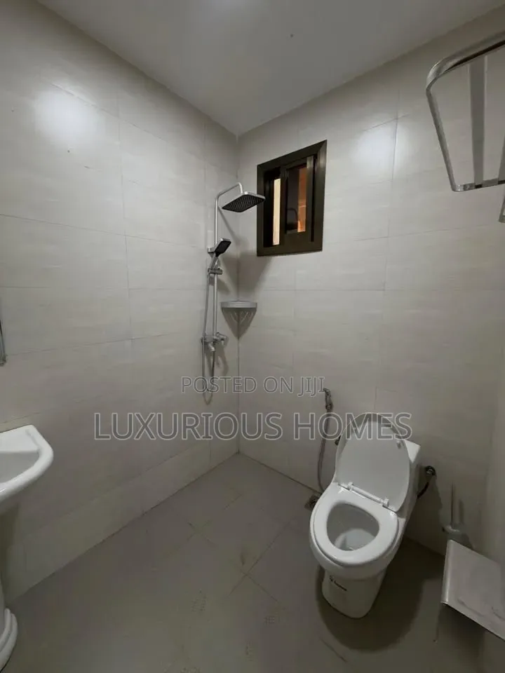 3bdrm House in Masaki for rent