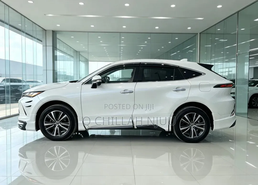 Toyota Harrier 2021 White