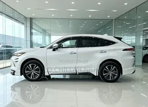 Toyota Harrier 2021 White